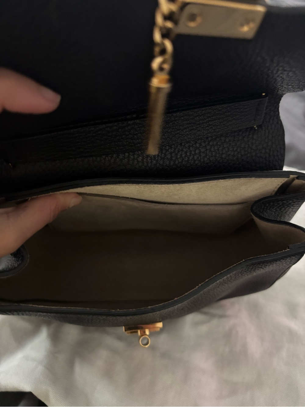 Chloe Black Drew Small Leather Crossbody with Gold Hardware - Picture 3 of 4